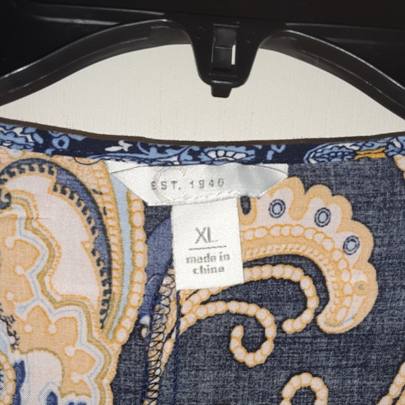 Bell sleeve blouse with front tie size XL - Picture 2 of 4